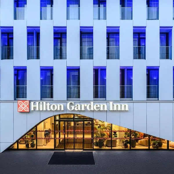 Hilton Garden Inn Debrecen City Center，位于Hajdubagos的酒店