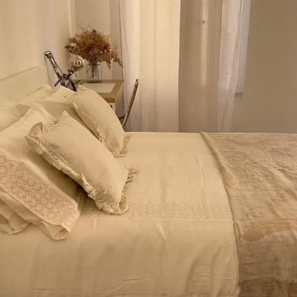 Bas de duplex cosy et proche du port，位于尼斯的酒店