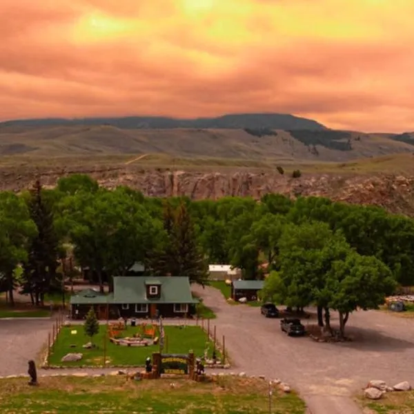 Chinook Winds Lodge，位于杜波依斯的酒店