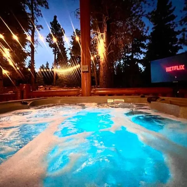 Three level cabin with Hot Tub，位于达克科里克村的酒店