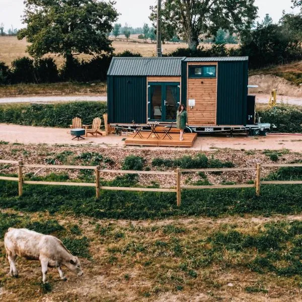 La Tiny Alchimiste by Tiny Away，位于Cressanges的酒店