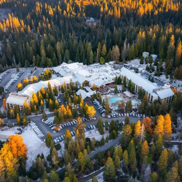 Tenaya at Yosemite，位于瓦沃纳的酒店