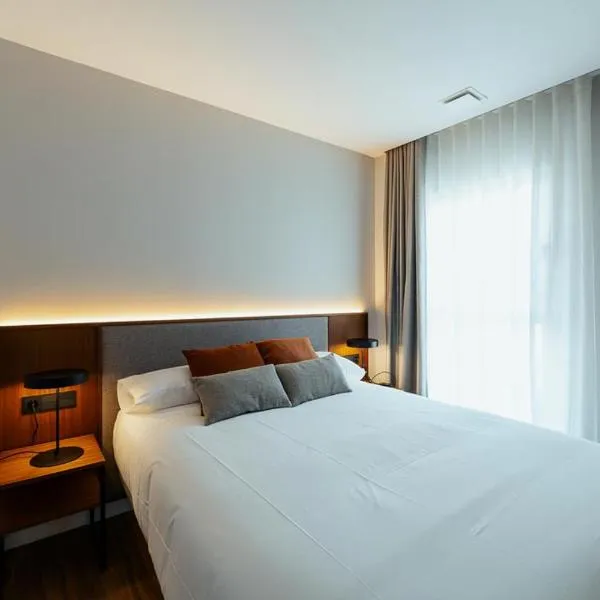 Apartamentos 2H LIVING，位于莱昂的酒店