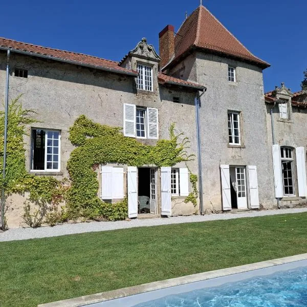 Domaine de Faugeras，位于Boisseuil的酒店