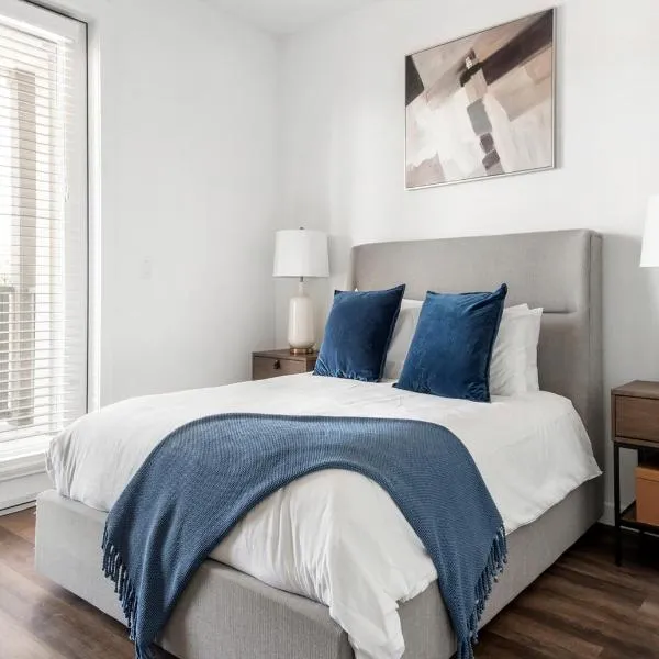Austin Hill Country Apartments by Barsala，位于The Hills的酒店