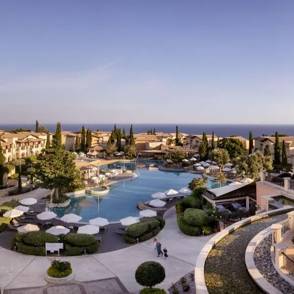 Atlantica Aphrodite Hills Hotel，位于库克里亚的酒店