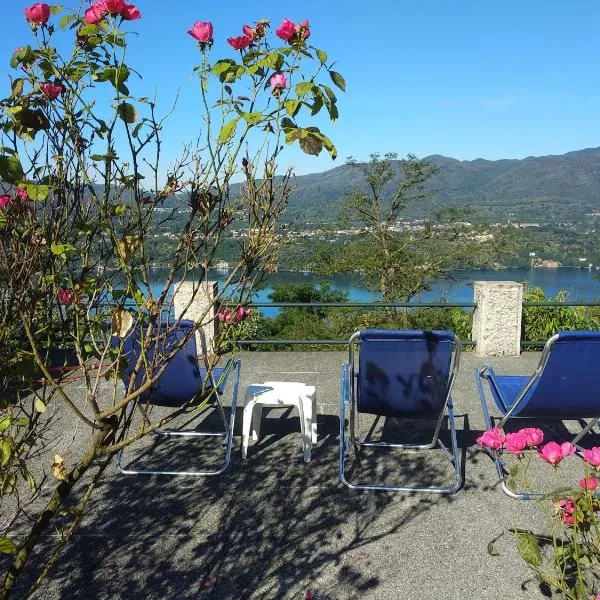 La Corte sul lago app Matilde,位于阿米诺的酒店