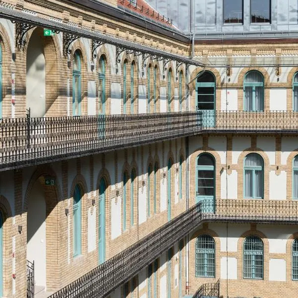 Széchenyi Center，位于塞格德的酒店