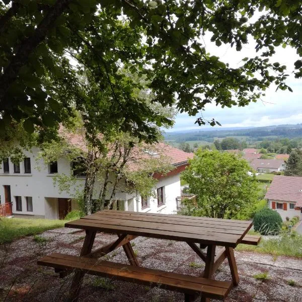 Le Chasseral，位于Maîche的酒店