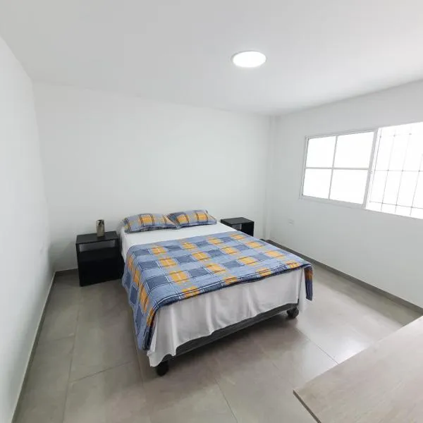 ELEGANTE, CÓMODO Y MODERNO APARTAMENTO - SUR DE CALI，位于卡利的酒店