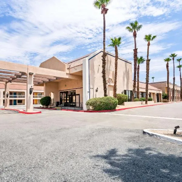 Signature Inn Indio I-10，位于印地欧的酒店