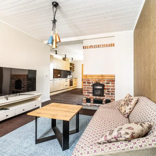 Niine 5 apartments，位于Toompea的酒店
