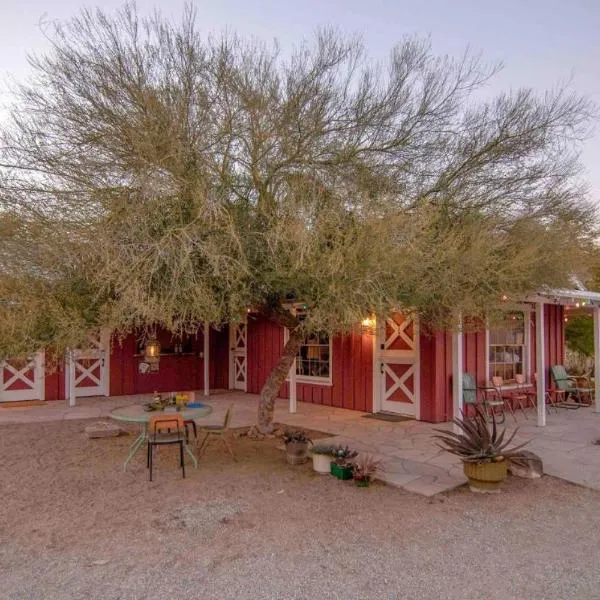 Johua Tree Ranch House Motel - Downtown - Room #8，位于Pioneertown的酒店