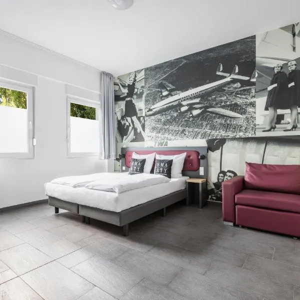 SMARTY Airport Cologne Hotel - KONTAKTLOSER SELF CHECK-IN,位于科隆的酒店