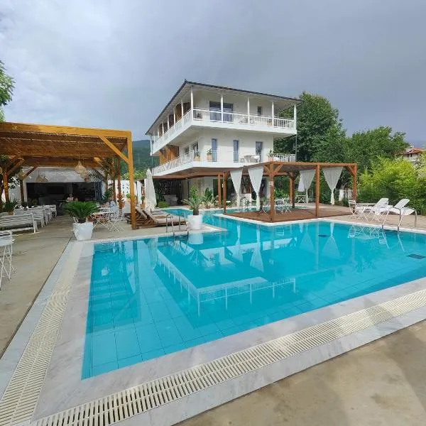 Agorastos Luxury Living，位于帕拉塔蒙的酒店