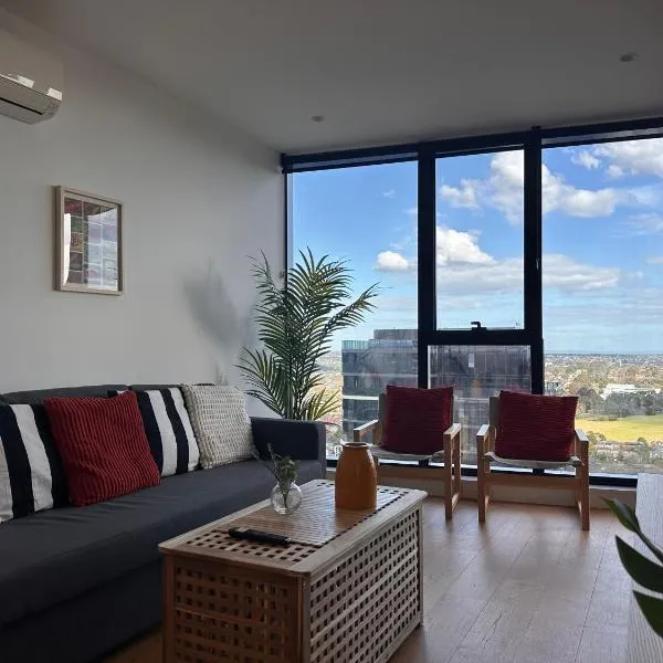 Skyview Retreat Whitehorse Tower，位于博士山的酒店