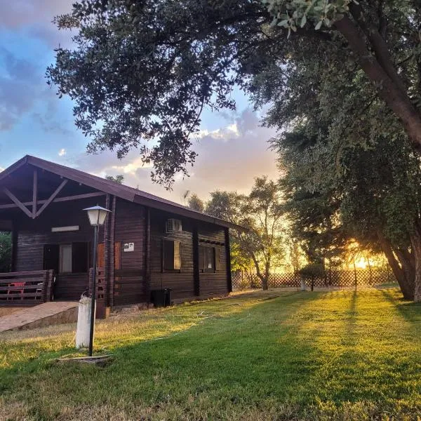 Casas Rurales Tabla Honda，位于El Robledo的酒店