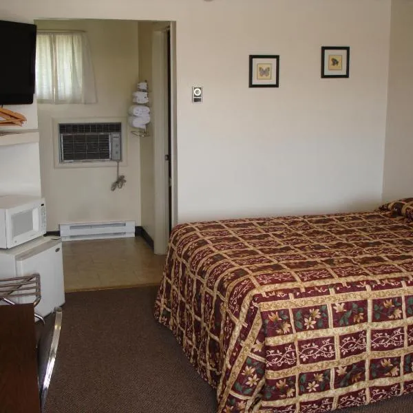 Tops Motel，位于伯利的酒店