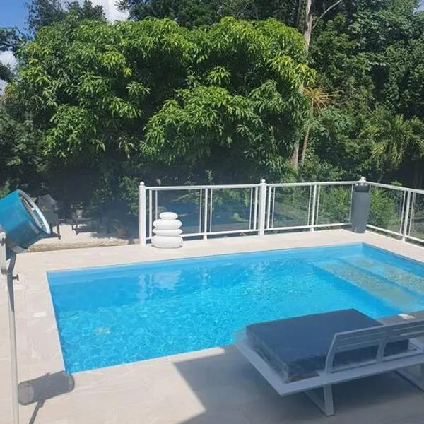 Green Garden，位于Roussel的酒店