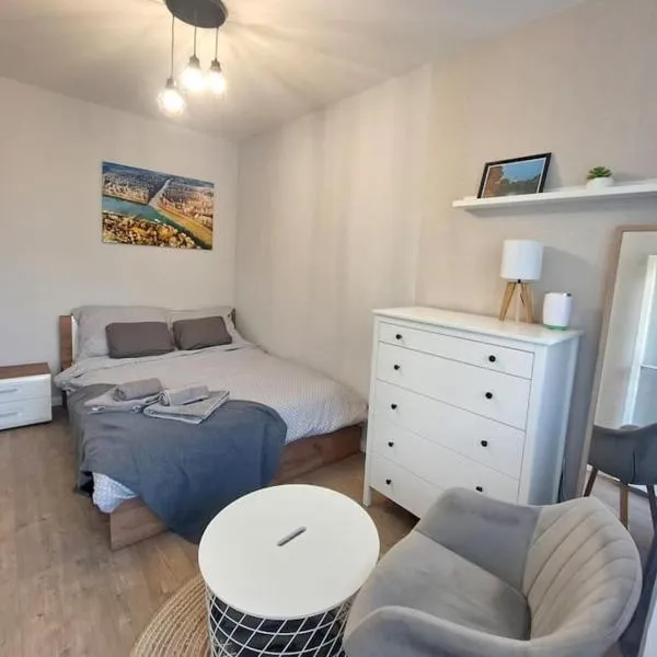 Csongrádi Tiszavirág Apartman，位于琼格拉德的酒店