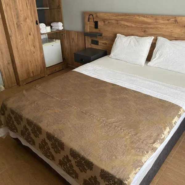 Nemrut Tarihi Hotel，位于Karadut的酒店