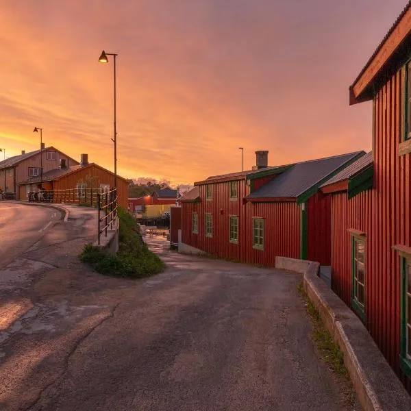 Live Lofoten Fishermen's Cabins，位于Pettvik的酒店