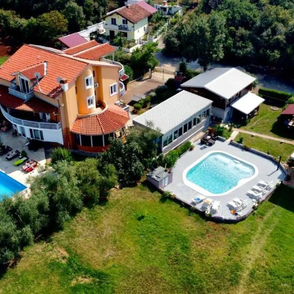 赛和扎达公寓，位于普拉的酒店