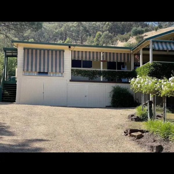 Jamieson Lake Home，位于Howqua的酒店