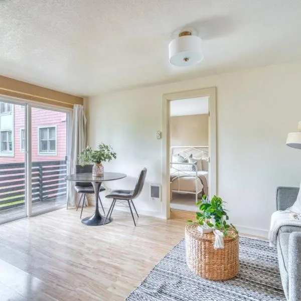 Stay Portland Collection - Adorable Bright 1 Bed Near OHSU，位于波特兰的酒店