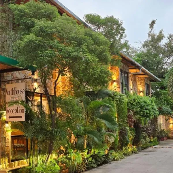 Hotel North House - Best Boutique Hotel in Haldwani，位于哈尔德瓦尼的酒店