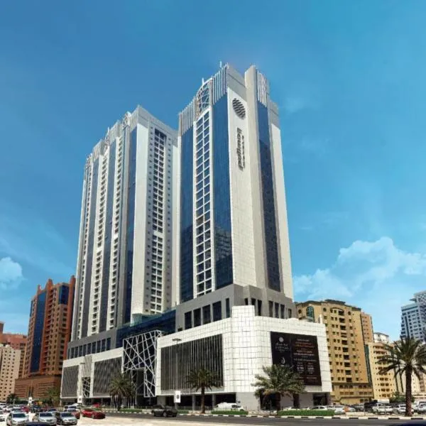 Pullman Sharjah，位于Ḩiz̧āyib az Zānah的酒店