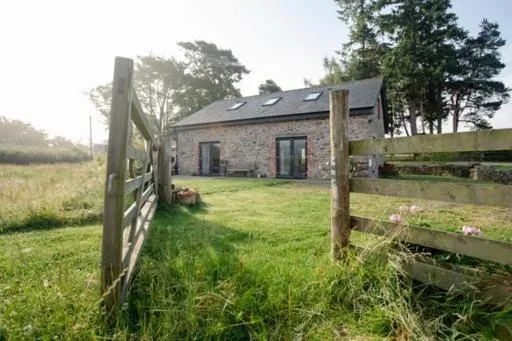 Chic cottage near Elan Valley and Builth Wells，位于兰德林多德威尔斯的酒店