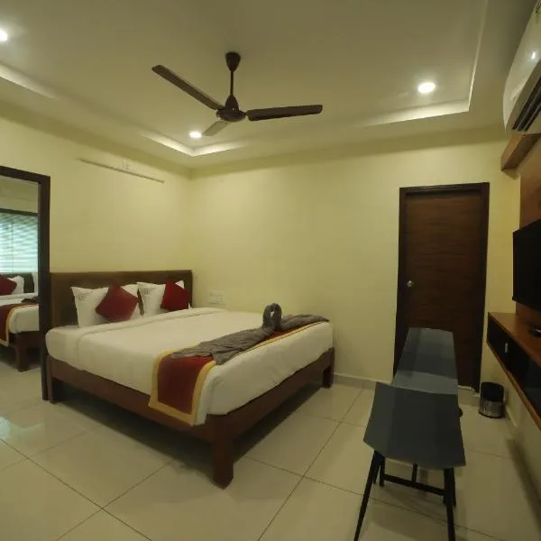 Hotel Roi Inn，位于蒂鲁帕蒂的酒店