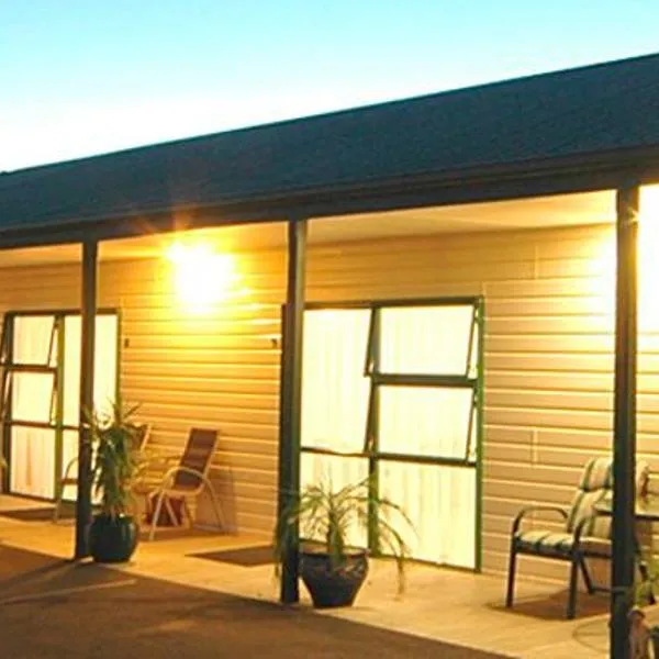 Coromandel Court Motel，位于科罗曼德镇的酒店