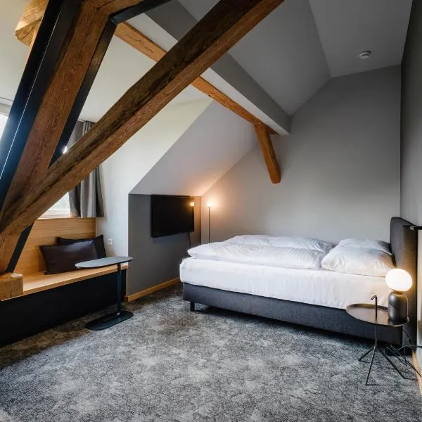 Ben Hogan Lodge，位于Owingen的酒店