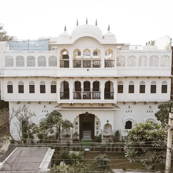 Khandela Haveli - a Boutique Heritage Hotel，位于Jairāmpura的酒店