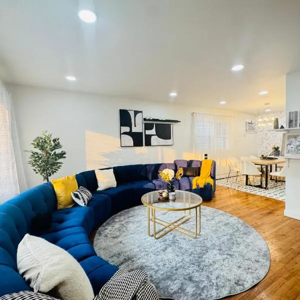 Lux Designer Home with Gaming Rm，位于泽西市的酒店