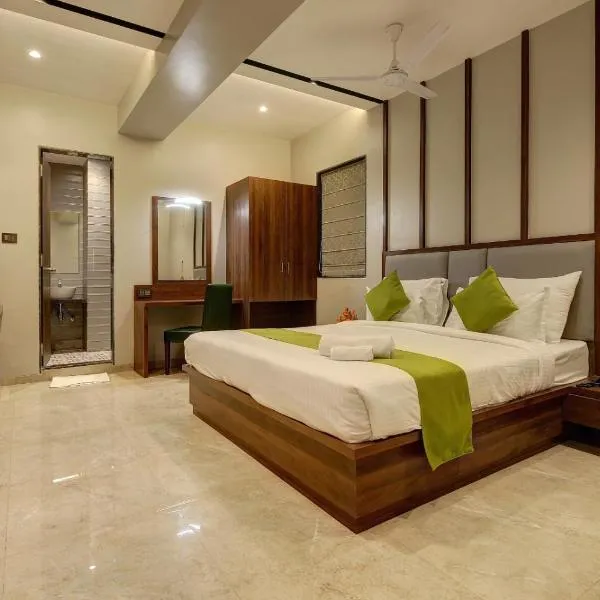 Magnus Fortune House Business Hotel , Magarpatta，位于浦那的酒店
