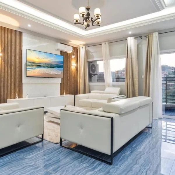 La Maison H 002，位于雅温得的酒店