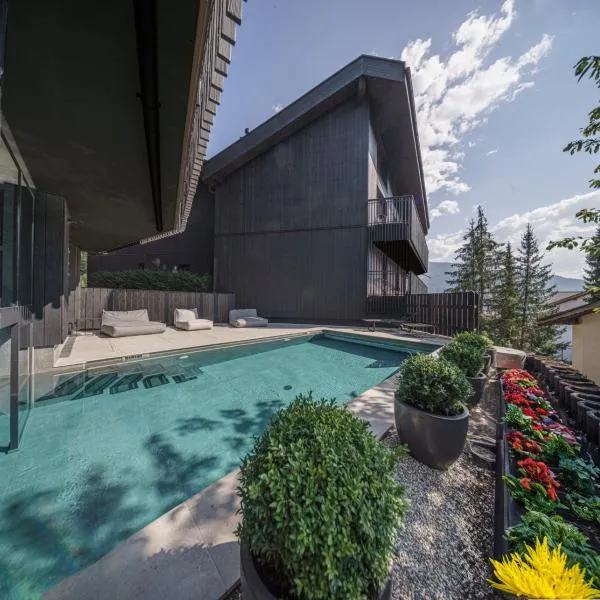 Black Summit Boutique Resort Laax，位于莱克斯的酒店
