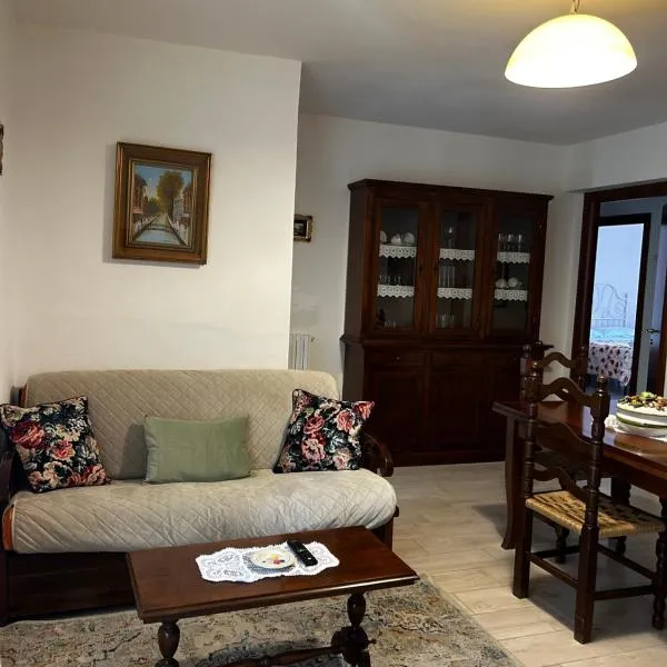 Casa Tatone，位于罗卡拉索的酒店