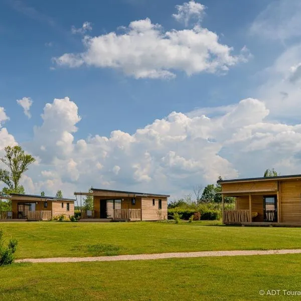 Cottages du Golf Fleuray-Amboise，位于坎格雷的酒店