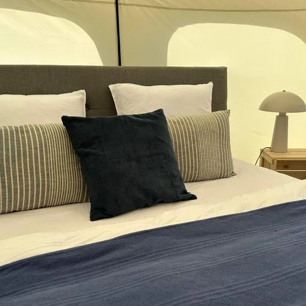 Agger Glamping - Vesterhavet，位于Tåbel的酒店