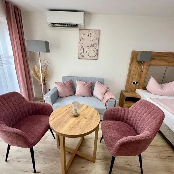 Apartment -Amalia- mit Klimaanlage & überdachte Terrasse，位于Ergersheim的酒店