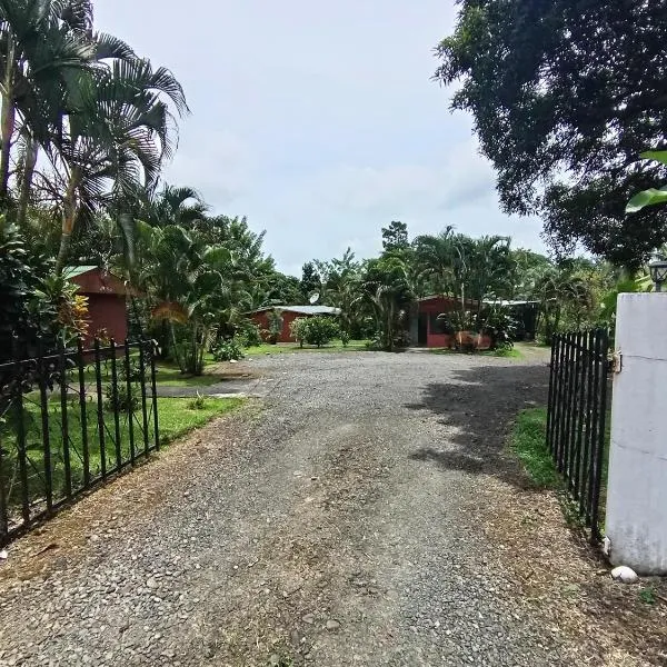 Posada Rural Río Celeste，位于Rio Celeste的酒店