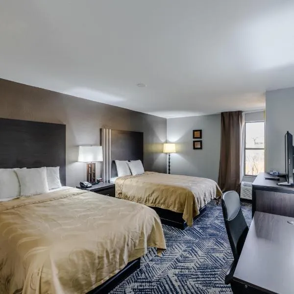 Quality Inn Olive Branch，位于奥利夫布兰奇的酒店