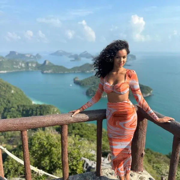 Angthong Beach Resort，位于Koh Phaluai的酒店