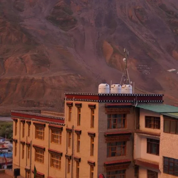 The Kaza Inn - Your mud house retreat，位于加沙的酒店
