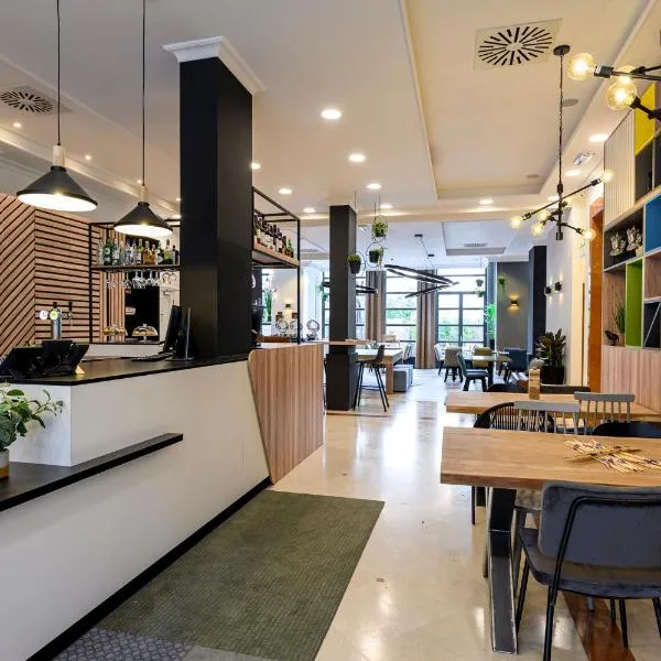 Holiday Inn Brussels Schuman by IHG，位于布鲁塞尔的酒店