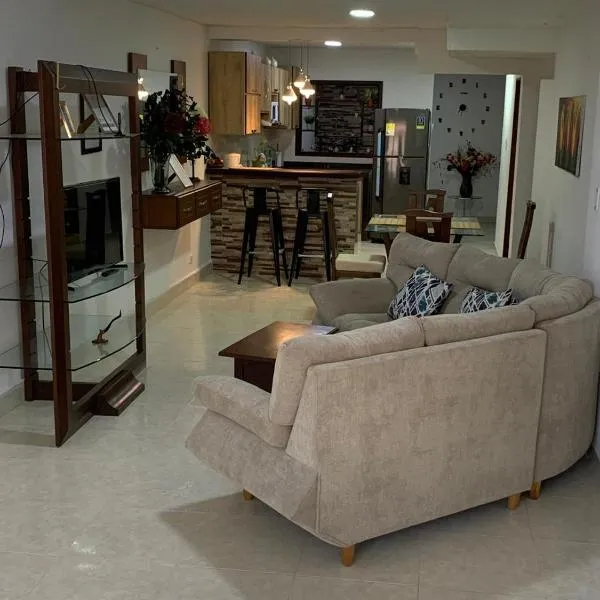 Apartamento confortable, cerca a la Basílica，位于布加的酒店
